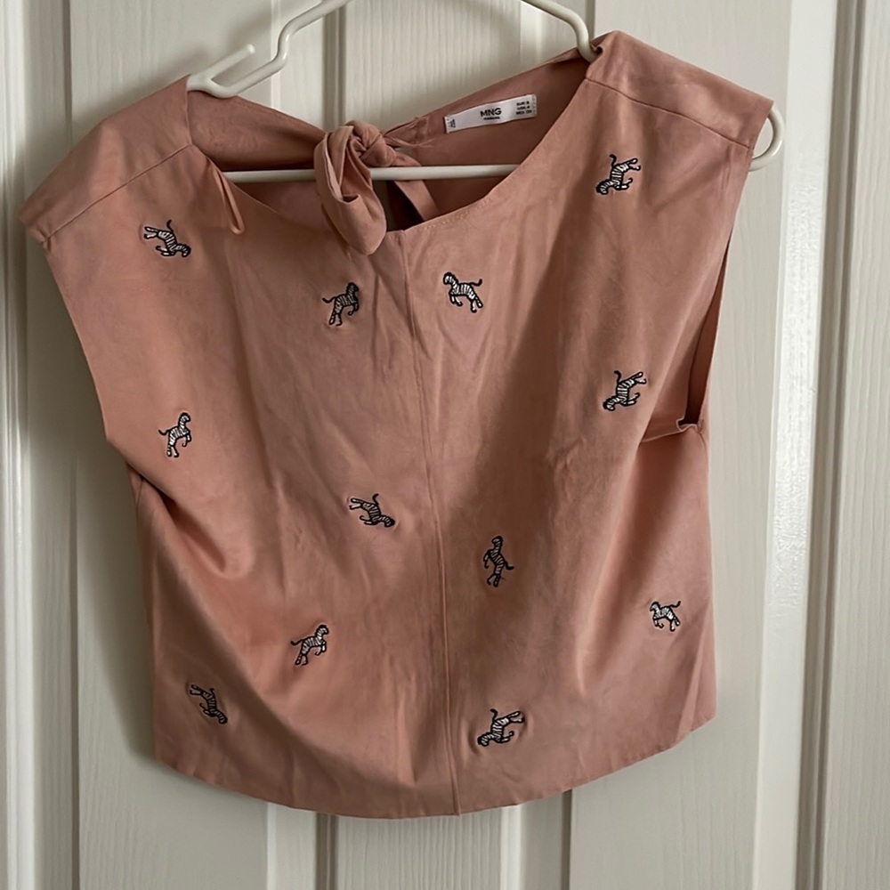NWOT mango suede blouse in blush with little zebras🦓 embroidered not print